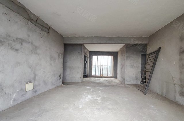 锦江公馆5室2厅206㎡243万二手房图片