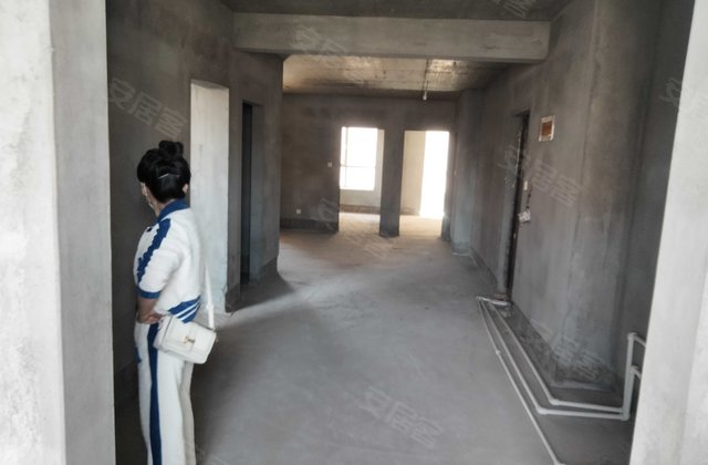 盛世锦珠3室2厅127.06㎡28万二手房图片