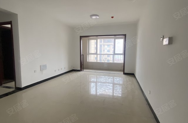 粮食小区3室2厅124㎡55万二手房图片