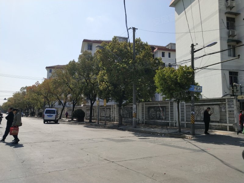 乡思路60弄小区 