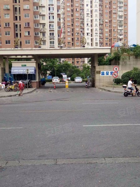 鹤沙航城昱星家园(西区) 