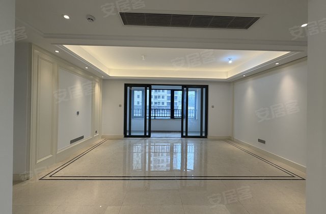 龙德井壹号4室2厅140㎡182万二手房图片