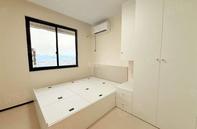 汽车城丽晶湾4室2厅133㎡100万二手房图片