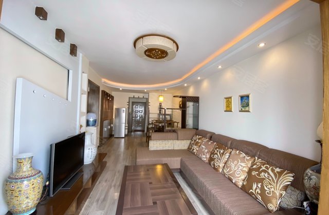 创意英国棕榈泉公园2室2厅74.64㎡70万二手房图片