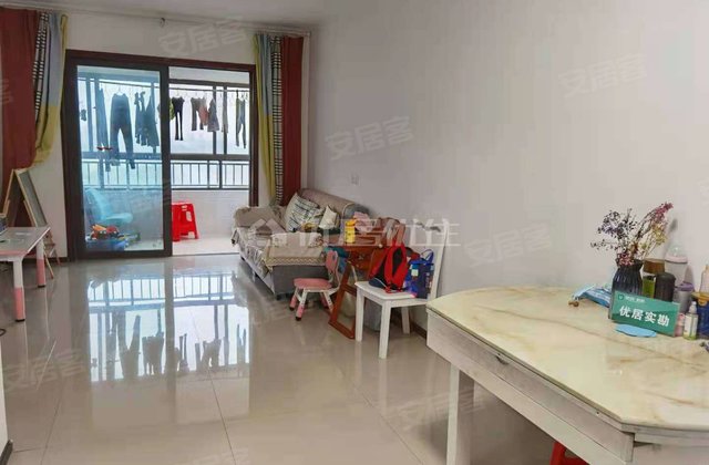 保利时代3室2厅94.5㎡52.8万二手房图片