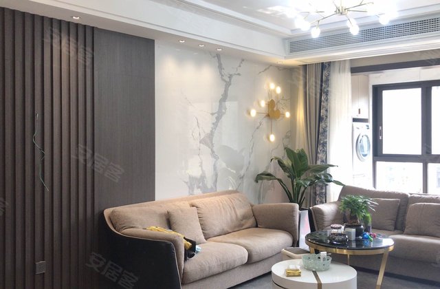 中梁首府4室2厅128㎡95万二手房图片