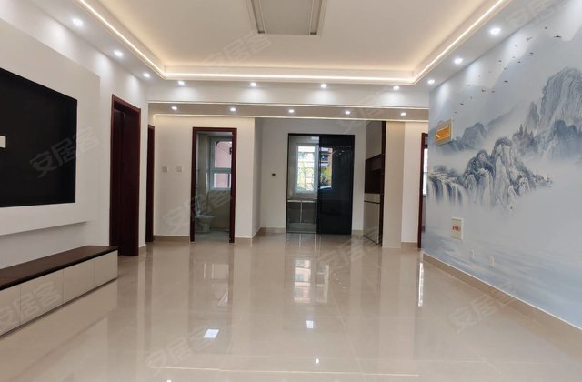 龙山学苑B区3室2厅135㎡69万二手房图片