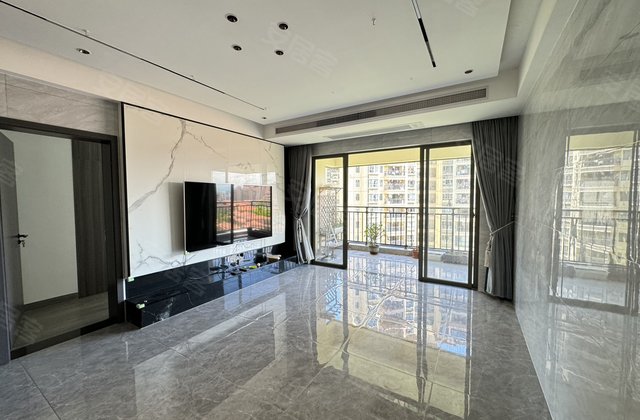 阳光马德里4室2厅155㎡108万二手房图片