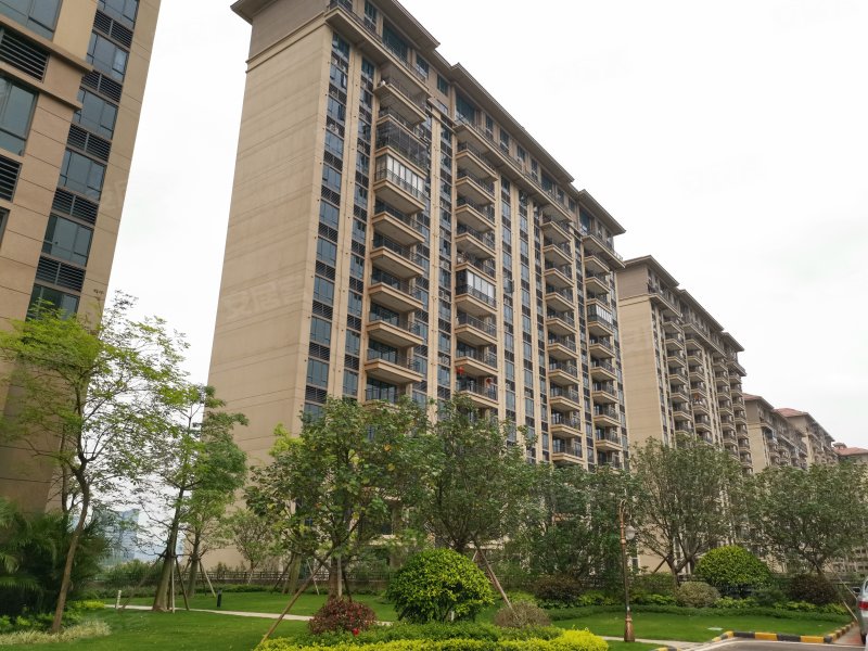 碧桂园豪园挂绿湖