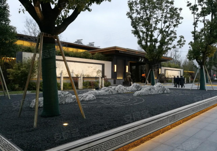 央玺(公寓住宅)