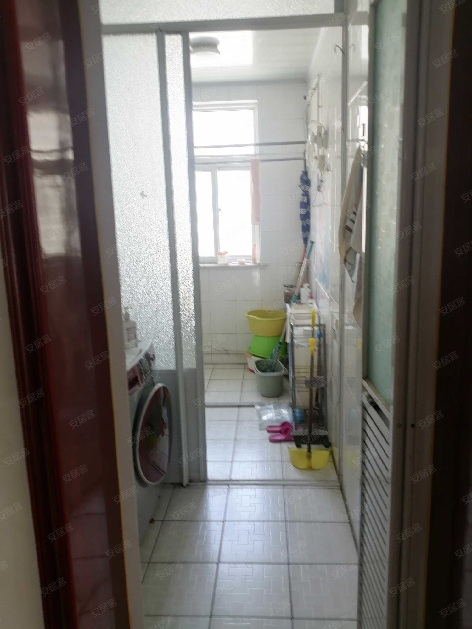爱伦堡3室2厅1卫120.68㎡南66万