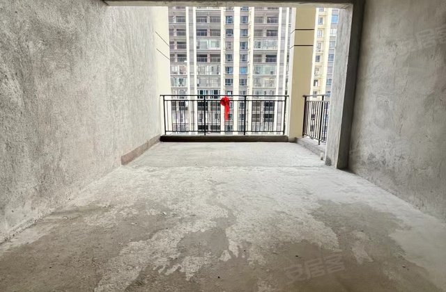 鸿天御景东方3室2厅132.67㎡51.8万二手房图片