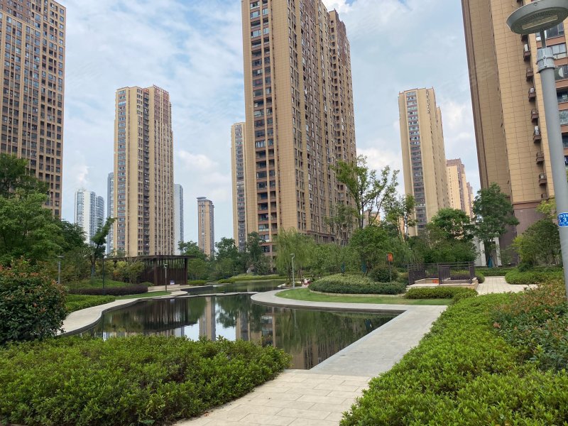 绿都万和城(七区)