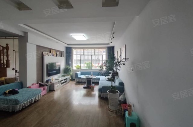 北泰花园5室2厅180㎡55万二手房图片
