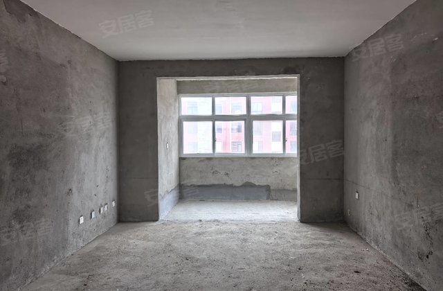 汇文博苑3室2厅140㎡56万二手房图片