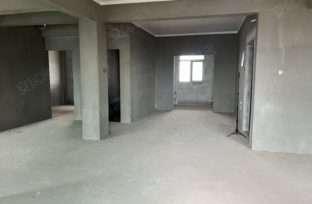 海雅香山湖3室2厅115㎡46万二手房图片