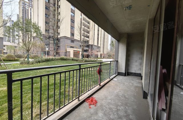 天玺东郡4室2厅165㎡82万二手房图片