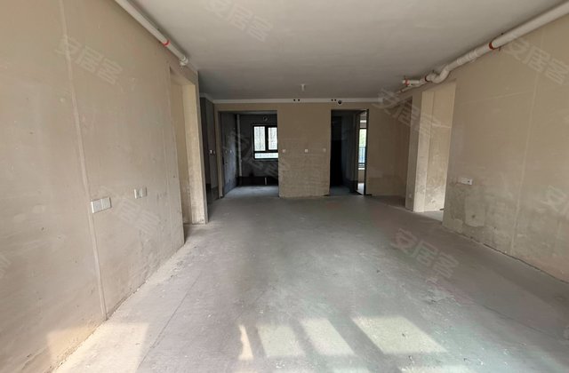 龙湖天璞3室2厅226㎡140万二手房图片