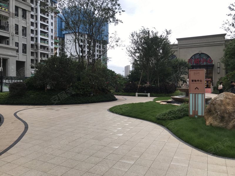 万昌东方河畔