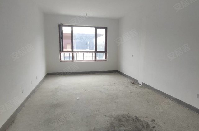 皓月天墅4室2厅140㎡154.8万二手房图片