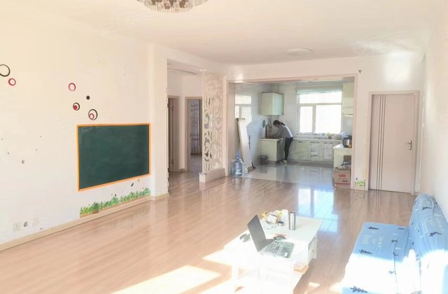富河国际(C区)3室2厅123.9㎡99万二手房图片