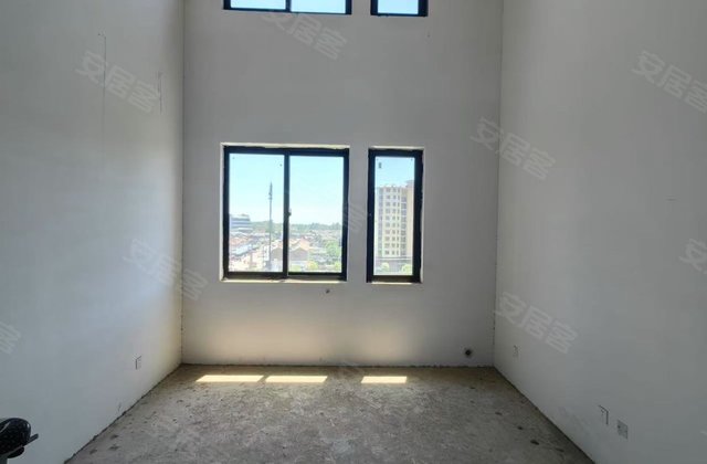 明发江湾新城4室2厅131.62㎡55万二手房图片