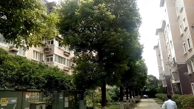 石太路86弄小区 