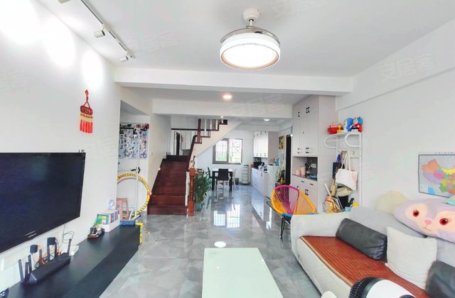 集美中心花园4室2厅153.85㎡348万二手房图片