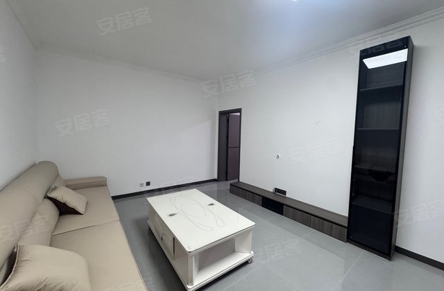 鲤鱼湾5室2厅140㎡29.8万二手房图片