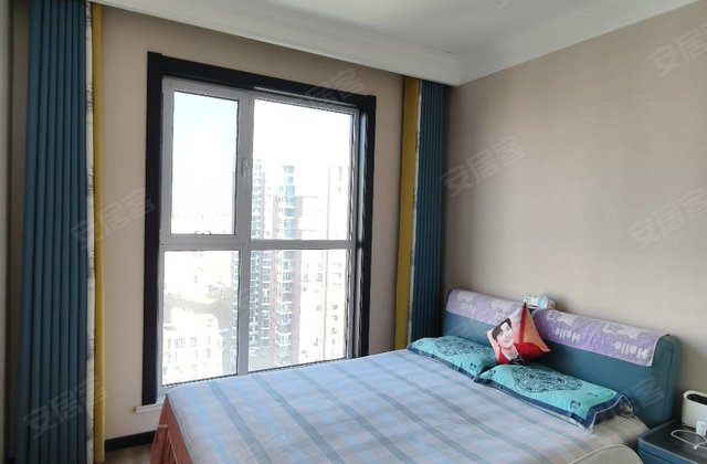 蓝色佳苑3室2厅153㎡158万二手房图片