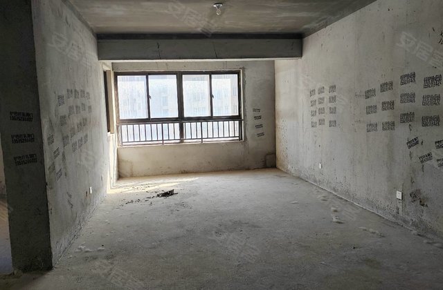 世纪广场3室2厅136㎡124.8万二手房图片