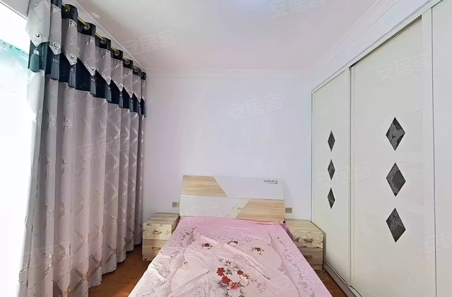 怡馨苑小区3室2厅115.38㎡39.8万二手房图片