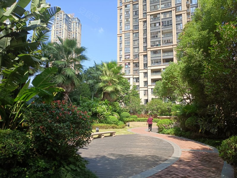 阳光凡尔赛宫a区