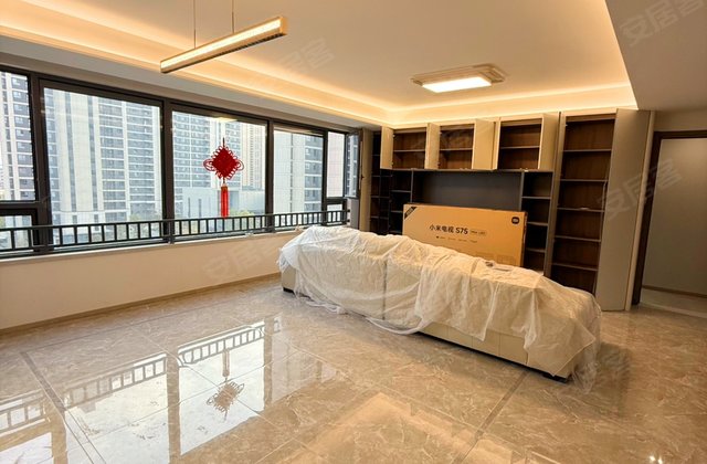 春景雅苑4室2厅143㎡200万二手房图片