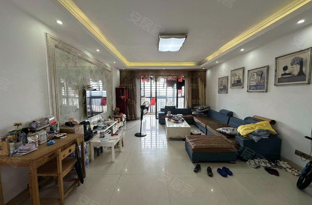 中瑞城4室2厅163㎡71万二手房图片