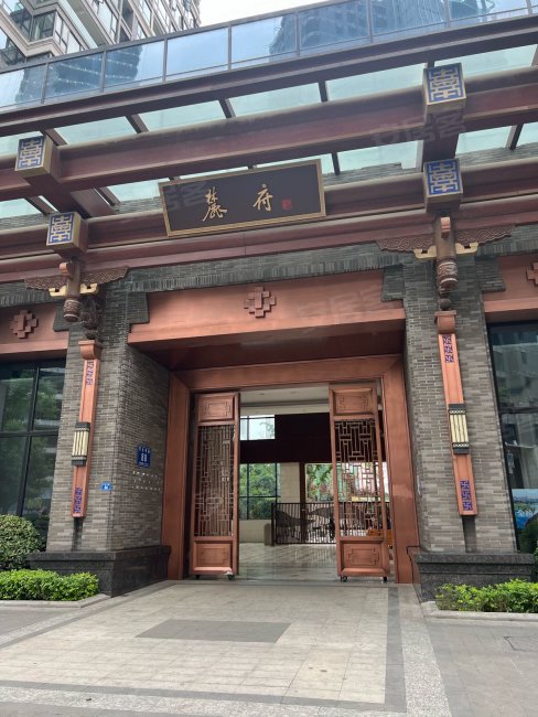 中德麓府1室1厅1卫42.98㎡南75万