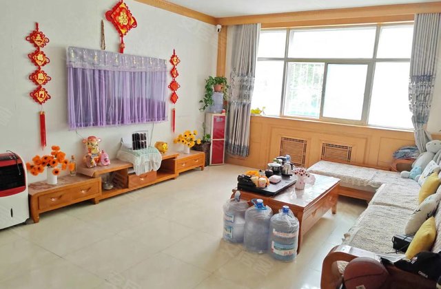 交警队家属院3室2厅114㎡43万二手房图片