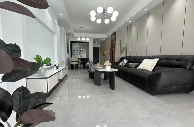 东湖御景3室2厅83.78㎡39.8万二手房图片