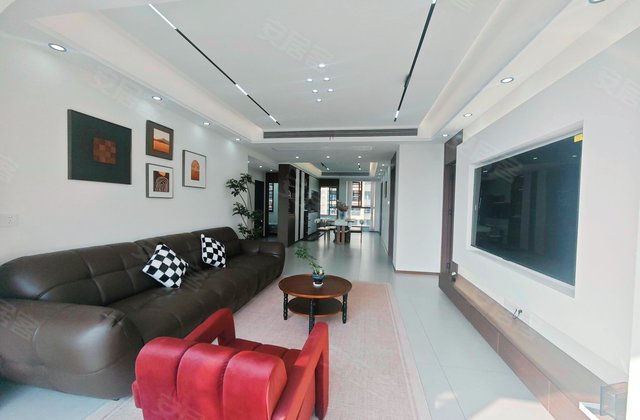 翡翠年华4室2厅136㎡118万二手房图片