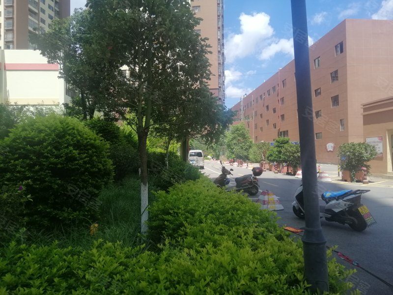 楚雄雍和居(彝海南路)