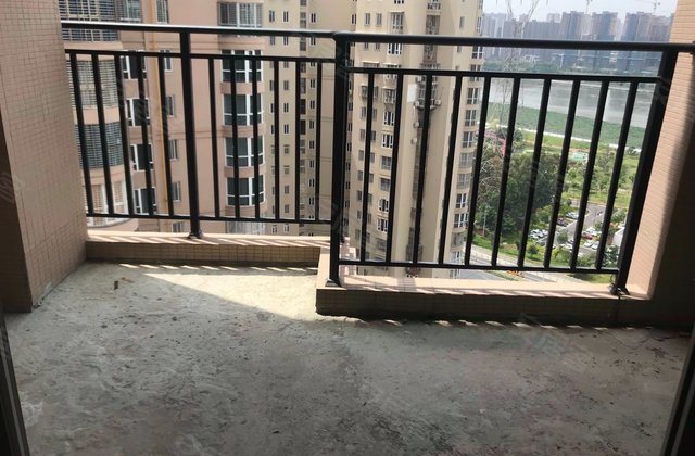 浦西花园2室2厅97㎡168万二手房图片