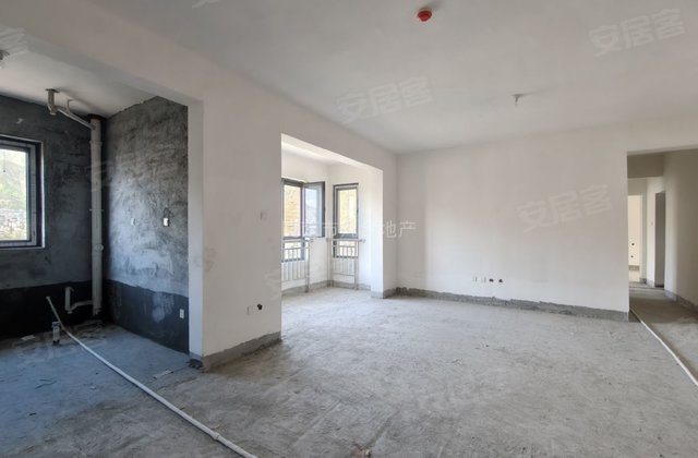 龙江双子座3室2厅122.78㎡95万二手房图片