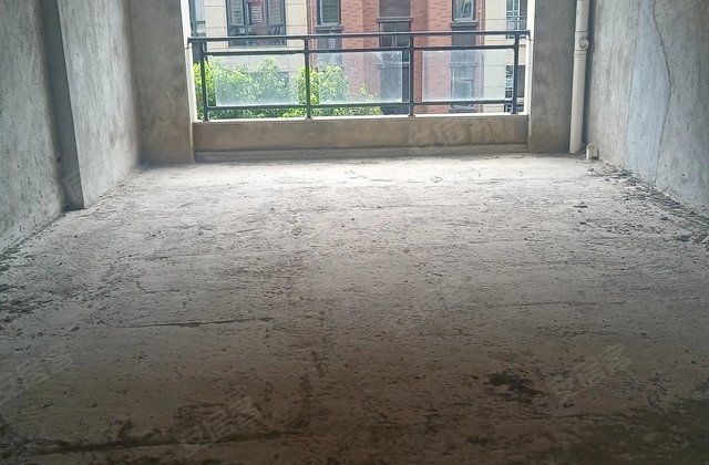 金域首府4室2厅143㎡78万二手房图片