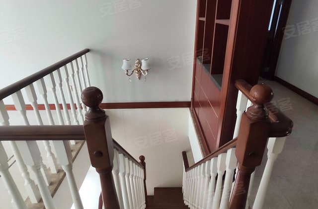 大源枫香小镇凤庭园3室2厅128㎡145万二手房图片