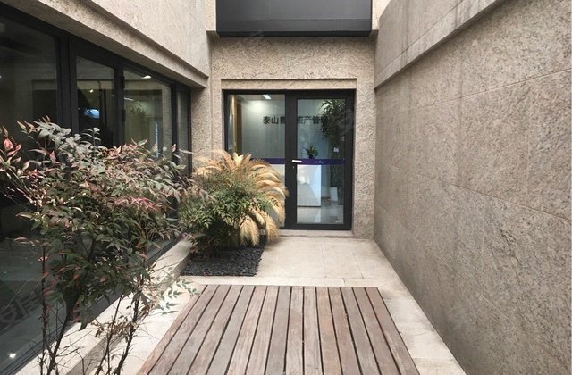 济南房产网>济南小区>历城小区>唐冶小区>绿城梦想小镇(别墅)>