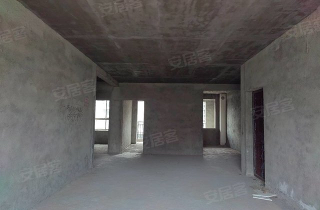 名泰华府3室2厅118㎡49.8万二手房图片