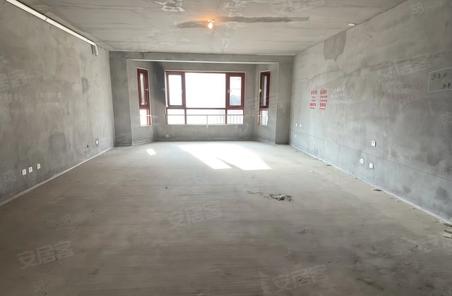 香榭里领秀城5室3厅265㎡205万二手房图片