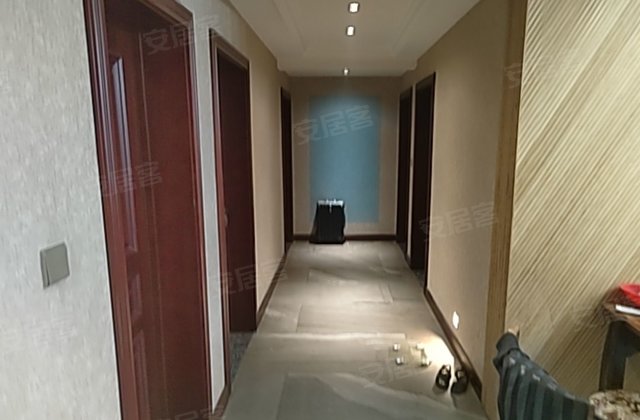 龙瑞祥和苑4室2厅162㎡110万二手房图片
