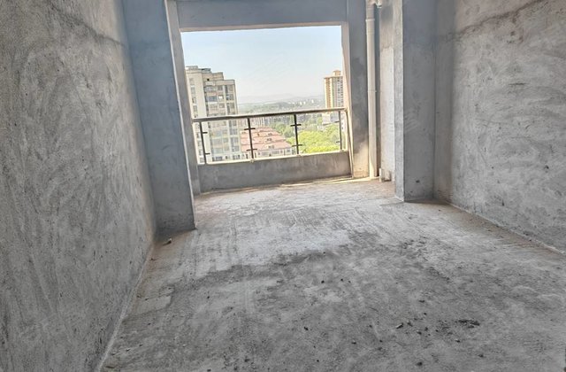 矿建社区3室2厅92㎡35万二手房图片