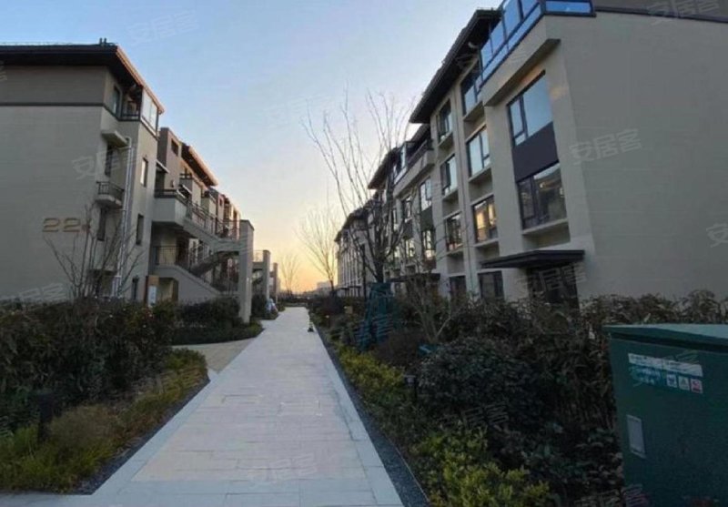 万科金域澜湾鹭语墅 